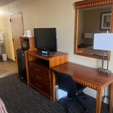 Quality Inn Columbus, Ms Экстерьер фото