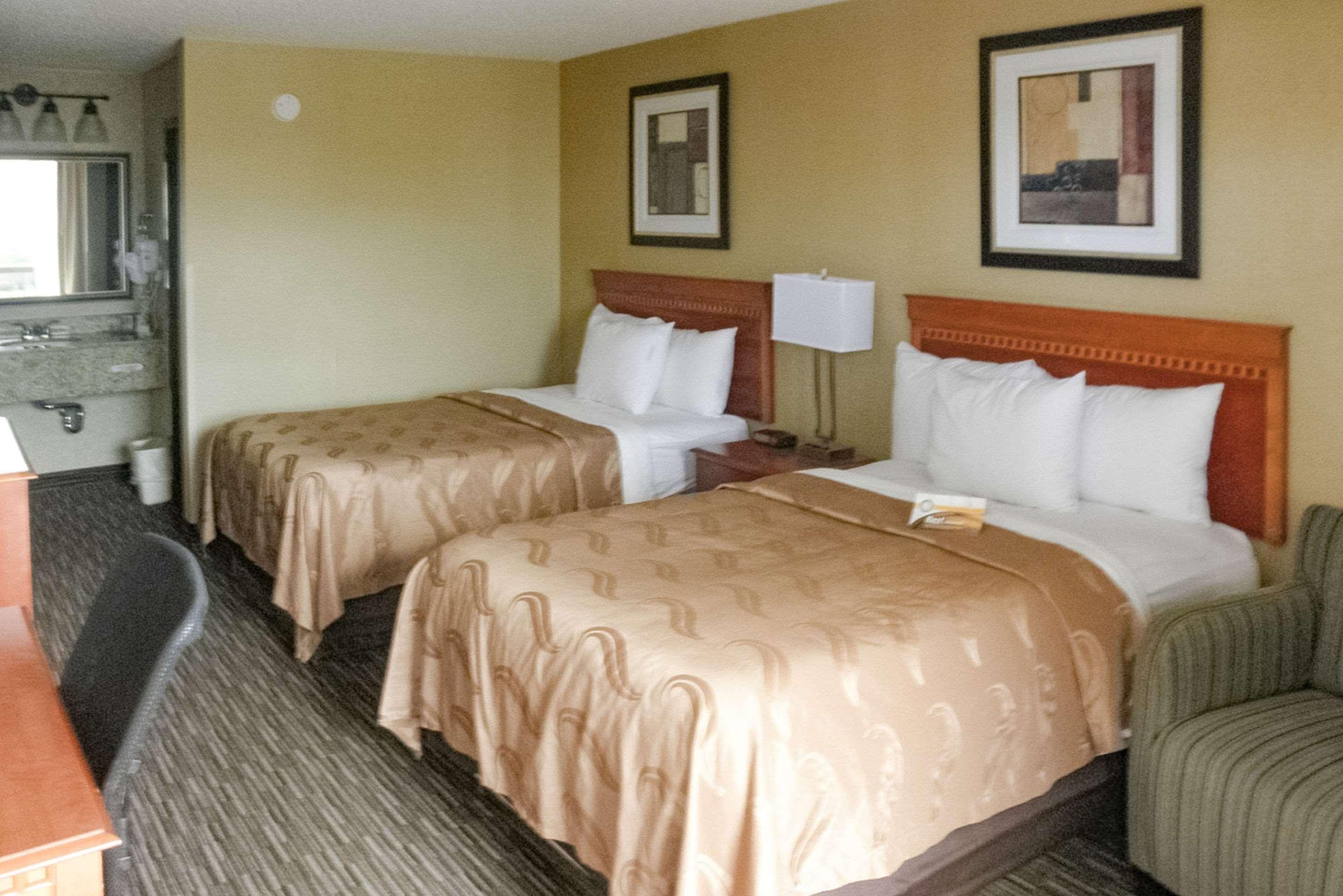 Quality Inn Columbus, Ms Экстерьер фото