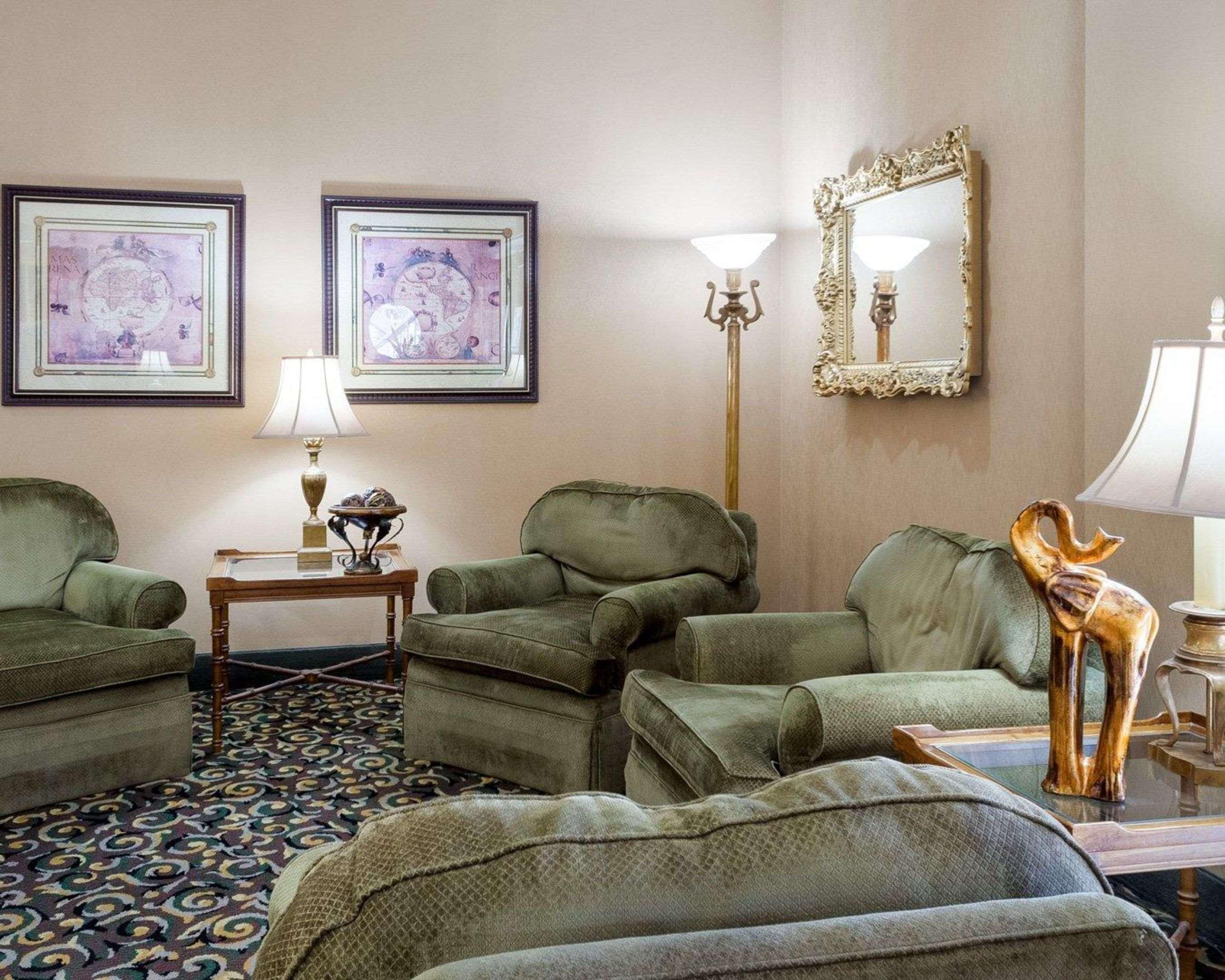 Quality Inn Columbus, Ms Экстерьер фото
