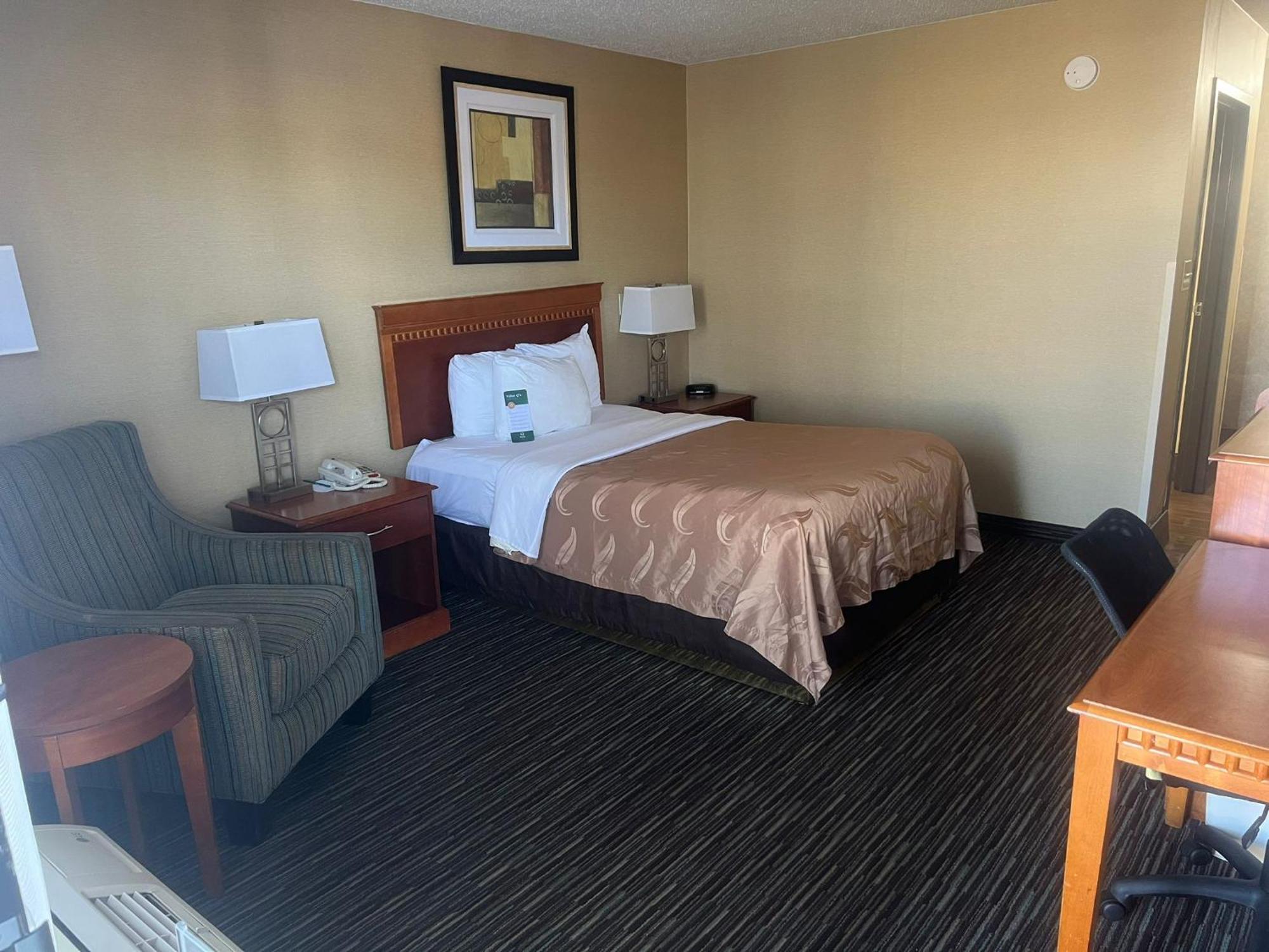 Quality Inn Columbus, Ms Экстерьер фото